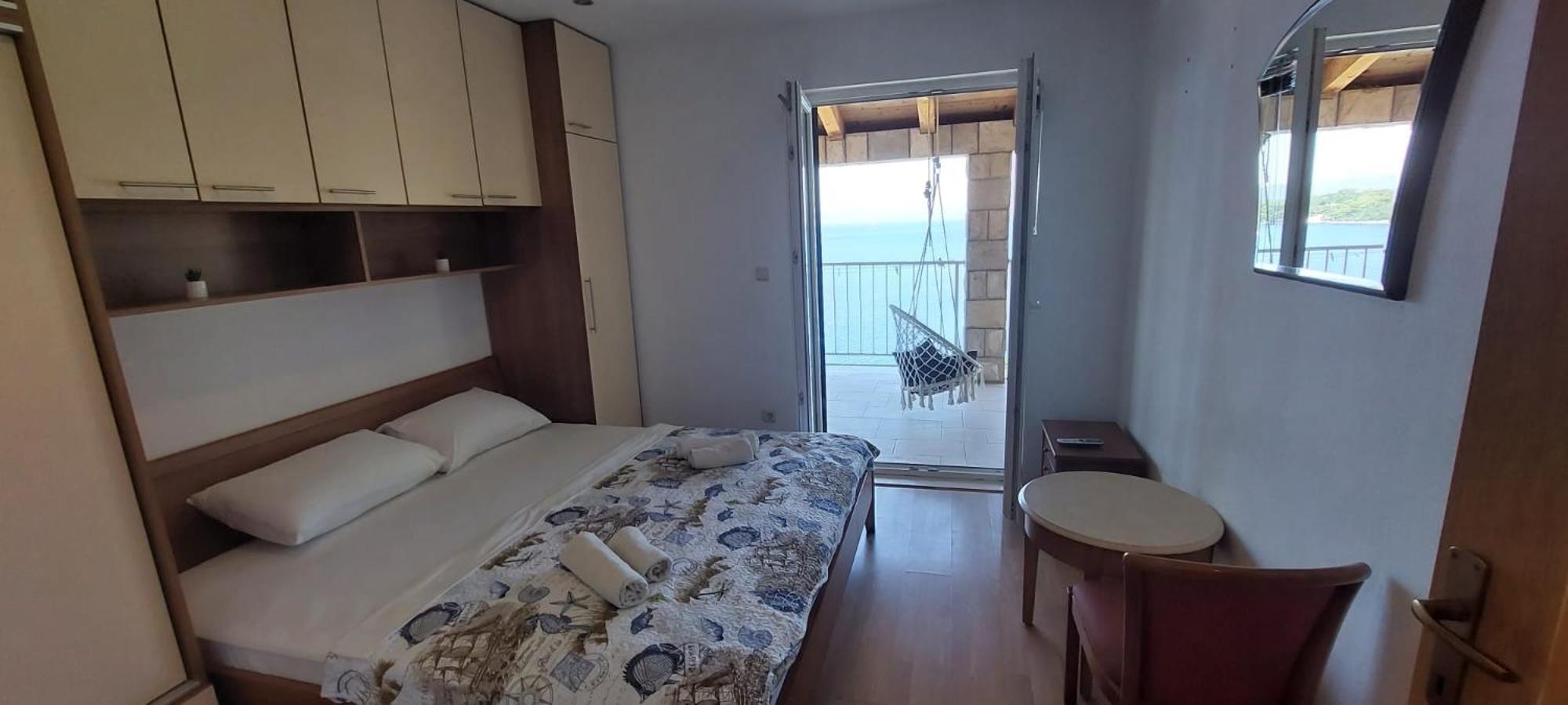 Adriatic - Apartment With Jacuzzi Sobra Exterior photo