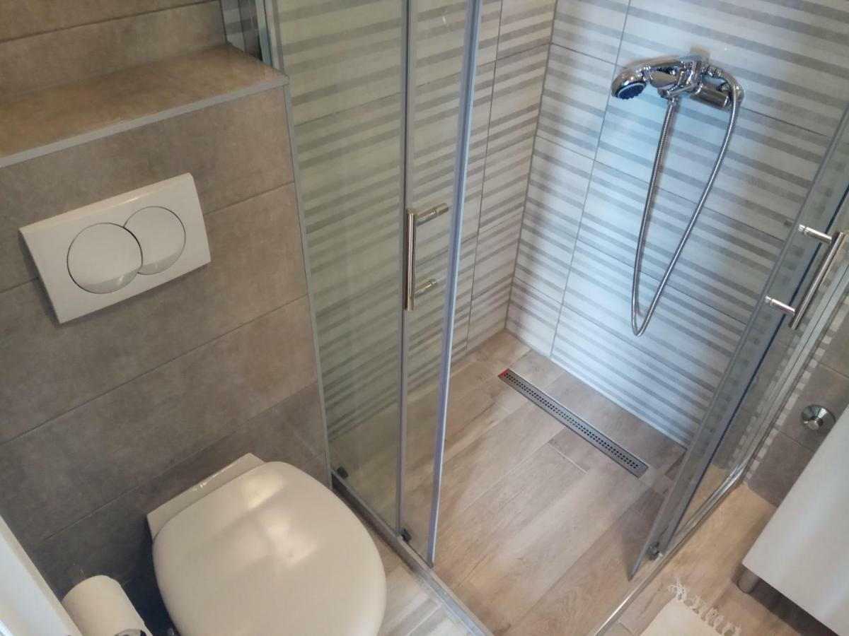 Adriatic - Apartment With Jacuzzi Sobra Exterior photo