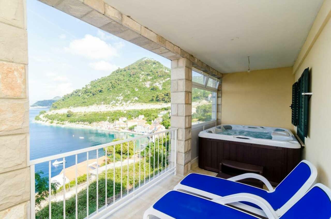 Adriatic - Apartment With Jacuzzi Sobra Exterior photo